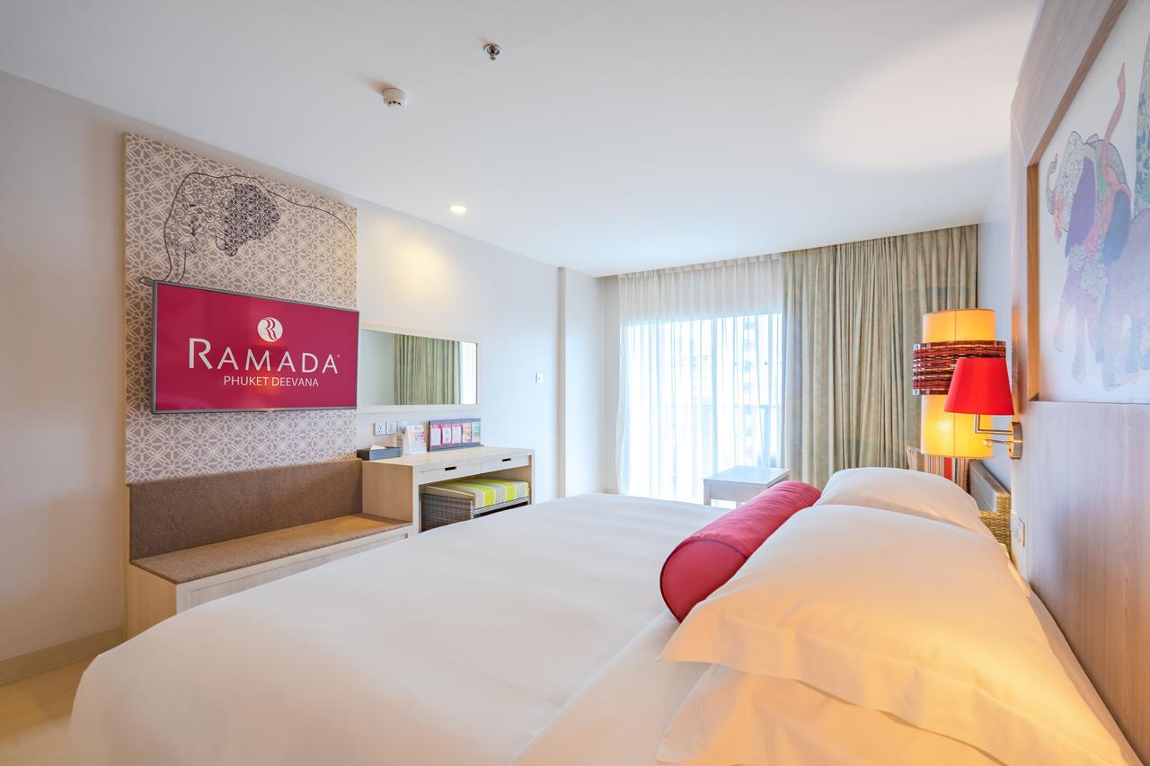 Ramada By Wyndham Phuket Deevana Patong Extérieur photo